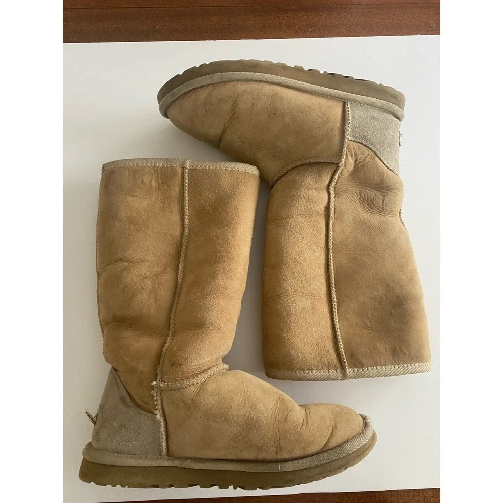 UGG Australia Sheepskin Classic Tall Suede Boot Tan Women Sz 9 US‎ 5815